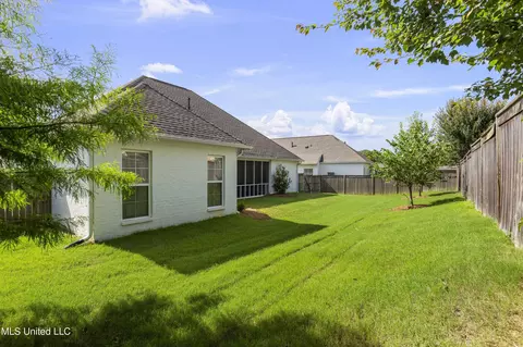 Exterior - 130 Hampton Ln, Madison, MS 39110 photo 11 of 11
