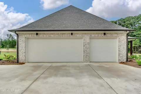 Other - 517 Central Cir, Flowood, MS 39232 photo 6 of 12