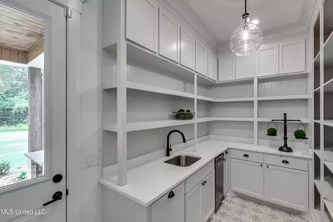 Other - 517 Central Cir, Flowood, MS 39232 photo 9 of 12