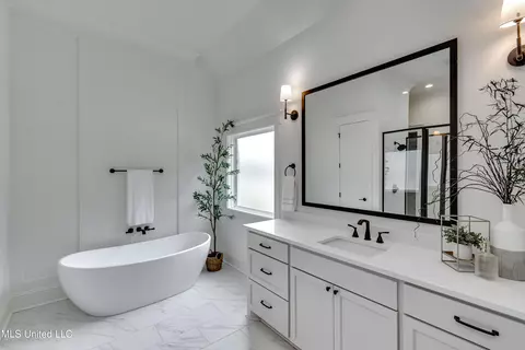 Bath - 517 Central Cir, Flowood, MS 39232 photo 11 of 11