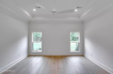 Bedroom - 517 Central Cir, Flowood, MS 39232 photo 11 of 15