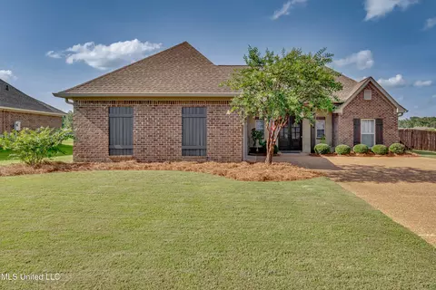 158 Lakeway Dr, Madison, MS 39110