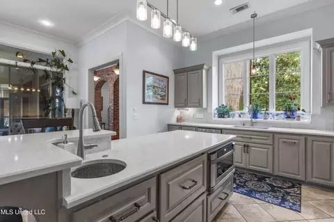 Kitchen - 115 Mcdill Cv, Madison, MS 39110 photo 7 of 8