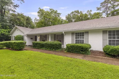 1940 Sheffield Dr, Jackson, MS 39211 photo 3