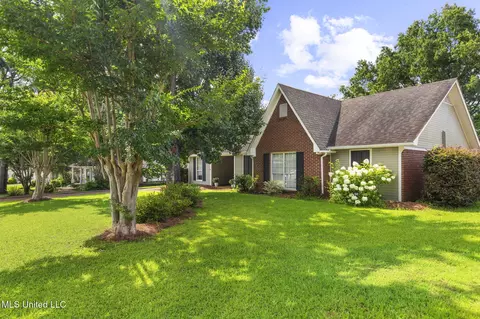 215 Cobblestone Dr, Madison, MS 39110 photo 4