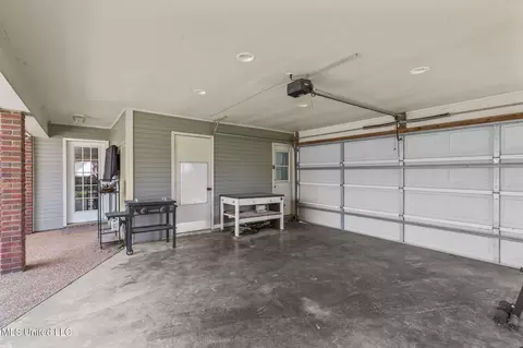 215 Cobblestone Dr, Madison, MS 39110 photo 40