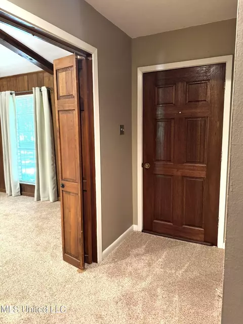 Entry Way - 58 Melanie Rd, Natchez, MS 39120 photo 1 of 3