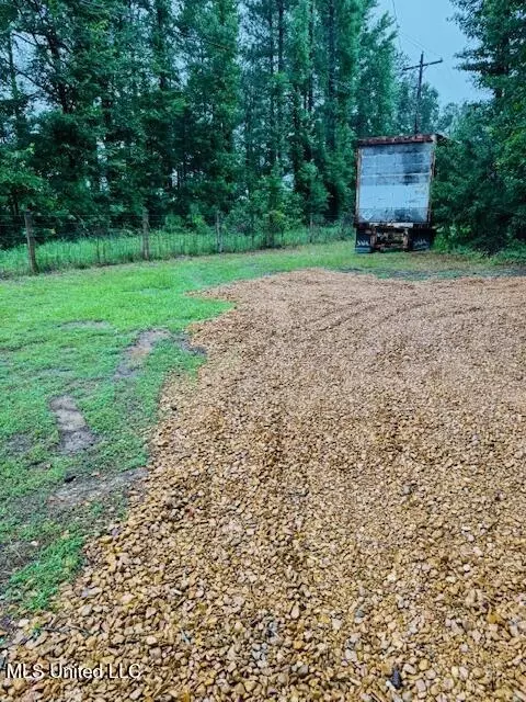 15024 Emory Rd, West, MS 39192 photo 9