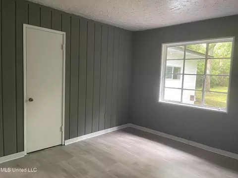 Bedroom - 2938 Oak Forest Dr, Jackson, MS 39212 photo 1 of 5