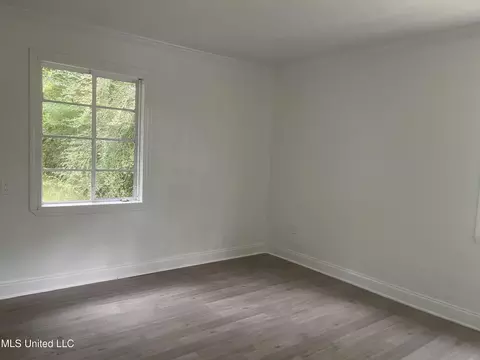 Bedroom - 2938 Oak Forest Dr, Jackson, MS 39212 photo 3 of 5