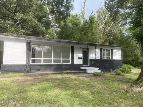 Exterior - 2938 Oak Forest Dr, Jackson, MS 39212 photo 3 of 3