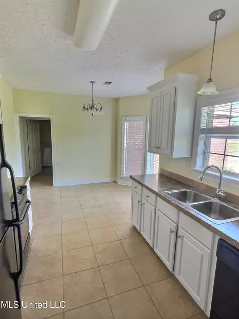 11 Ozark Pl, Perkinston, MS 39573 photo 5