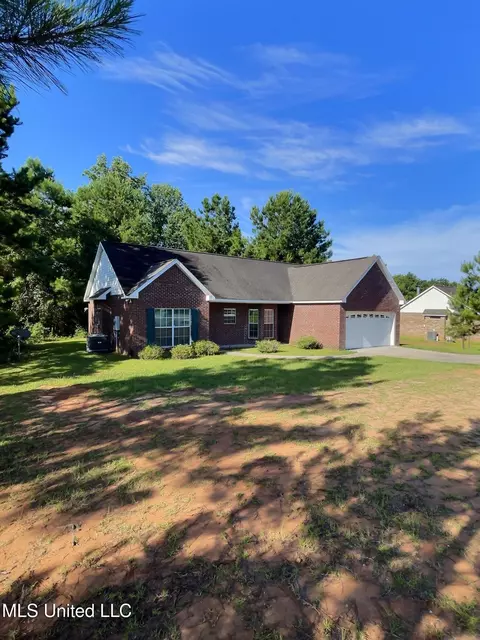 11 Ozark Pl, Perkinston, MS 39573