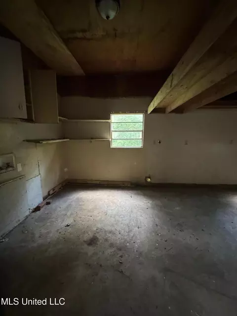 Other - 3115 Shirley Dr, Jackson, MS 39212 photo 6 of 7