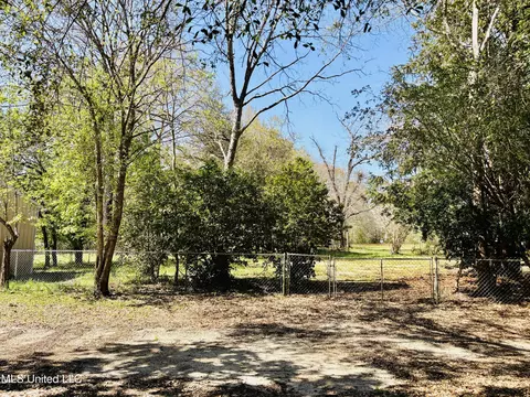 2145 Beesley Rd, Lucedale, MS 39452 photo 5
