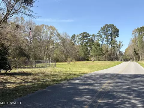 2145 Beesley Rd, Lucedale, MS 39452 photo 2
