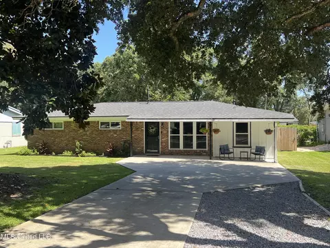 Exterior - 515 E Old Pass Rd, Long Beach, MS 39560 photo 4 of 4