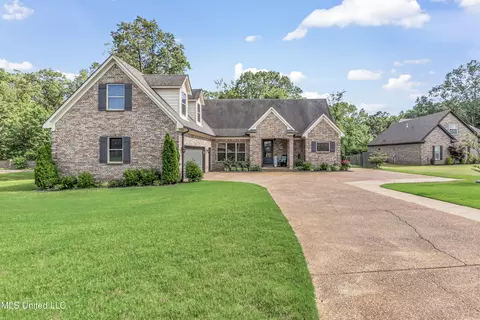 1655 Rutherford Cv, Nesbit, MS 38651