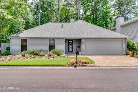 232 Waterwood Dr, Brandon, MS 39047
