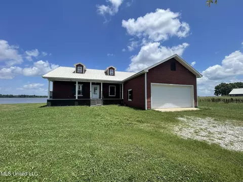 2340 Eagle Lake Shore Rd, Vicksburg, MS 39183