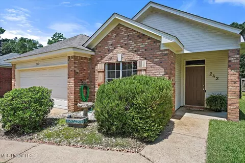 242 Commonwealth Ave, Brandon, MS 39047 photo 4