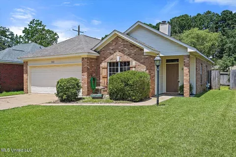 242 Commonwealth Ave, Brandon, MS 39047 photo 3