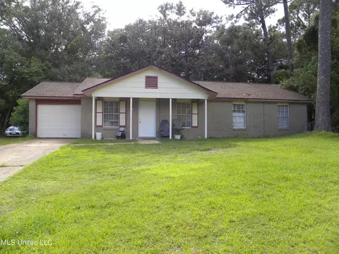 700 W Samuel St, Gulfport, MS 39503