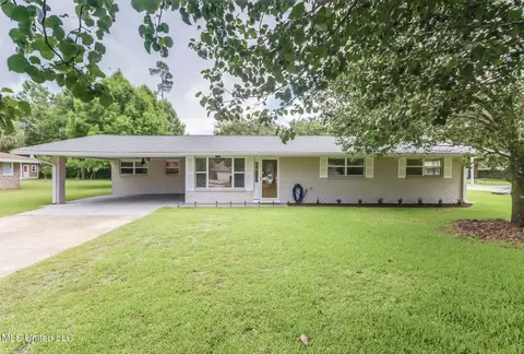 31 55th St, Gulfport, MS 39507