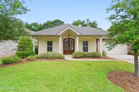 11541 Briarstone Pl, Gulfport, MS 39503