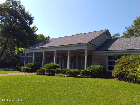 12 Lewis Cir, Indianola, MS 38751