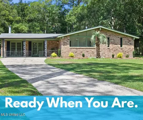 4507 Pimlico St, Pascagoula, MS 39581
