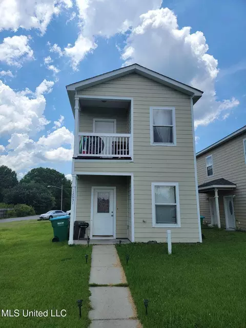 12051 Highland Ave, Gulfport, MS 39503
