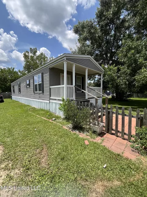 14016 Lori Pl, Gulfport, MS 39503