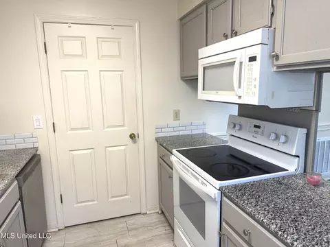Kitchen - 2005 Foxhill Ln, Byram, MS 39272 photo 1 of 1