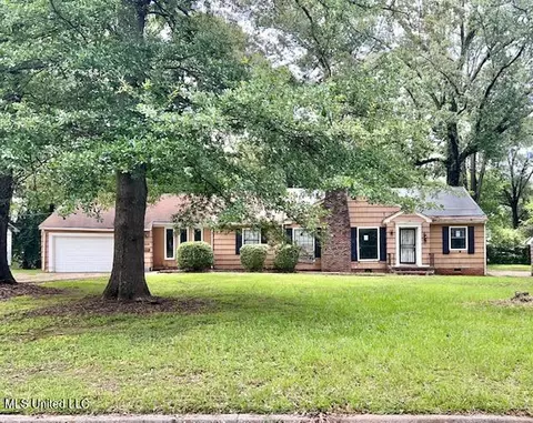 3916 Oakhill Dr, Jackson, MS 39206 photo 2