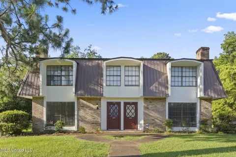 1121 Woodfield Dr #23, Jackson, MS 39211