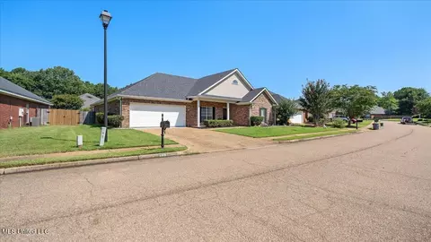 Other - 107 Pavilion Dr, Brandon, MS 39042 photo 9 of 10