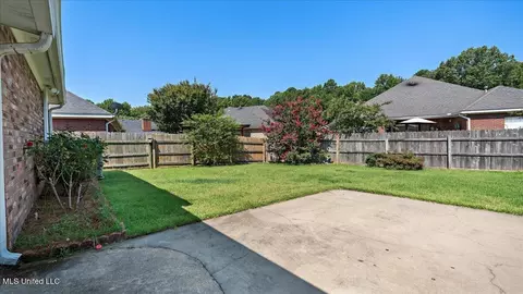 Exterior - 107 Pavilion Dr, Brandon, MS 39042 photo 6 of 7