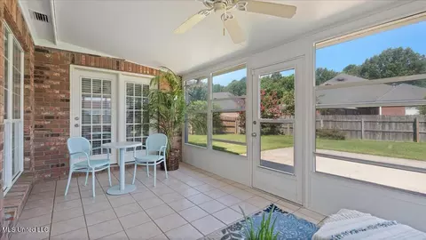 Exterior - 107 Pavilion Dr, Brandon, MS 39042 photo 3 of 7