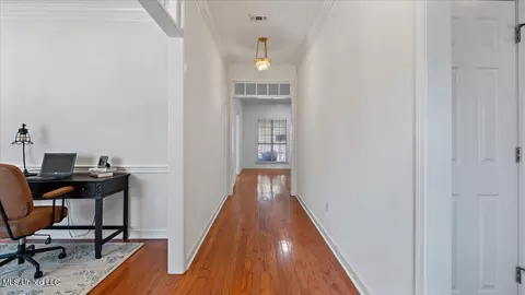 Entry Way - 107 Pavilion Dr, Brandon, MS 39042 photo 3 of 3