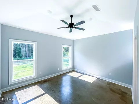 Bedroom - 960 Riverside Ln, Pearl, MS 39208 photo 1 of 5