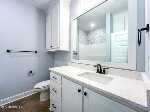Bath - 960 Riverside Ln, Pearl, MS 39208 photo 3 of 3
