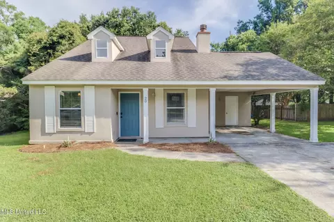 20 Oakmont Pl, Long Beach, MS 39560
