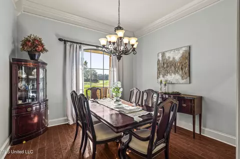 Dining - 208 Kitty Hawk Cir, Brandon, MS 39047 photo 1 of 5