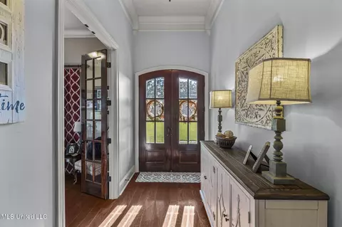 Entry Way - 208 Kitty Hawk Cir, Brandon, MS 39047 photo 1 of 6