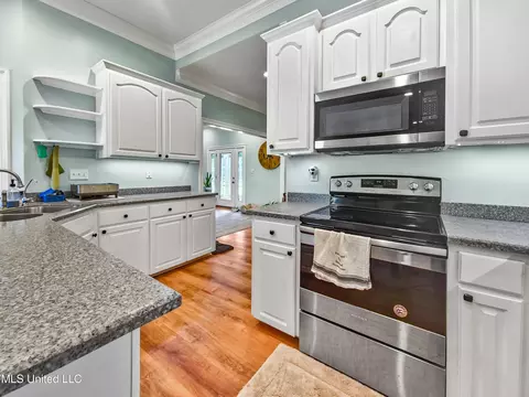 Kitchen - 20029 Borzik Rd, Saucier, MS 39574 photo 2 of 2