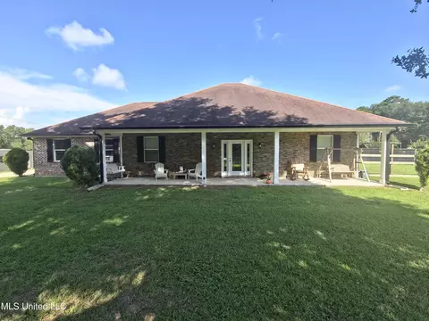 20029 Borzik Rd, Saucier, MS 39574
