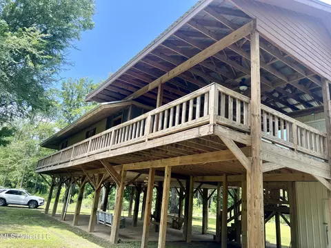 197 Deer Ln, Lucedale, MS 39452 photo 5