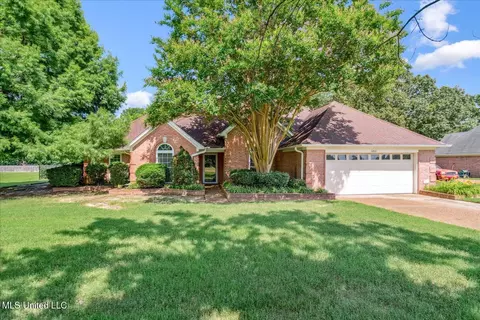 6266 Morgan Dr, Olive Branch, MS 38654