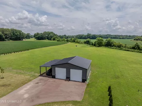 5626 S Robertson Gin Rd, Hernando, MS 38632 photo 11